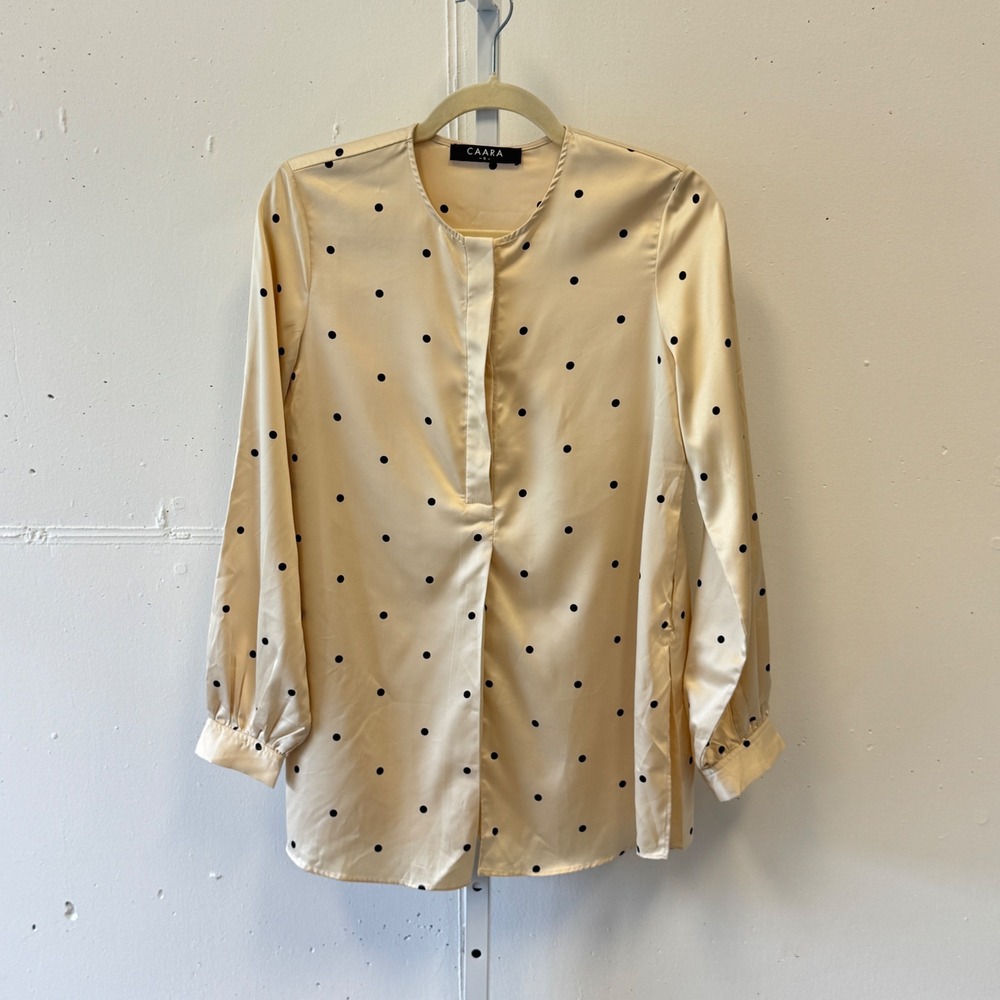 CAARA Polka Dot Satin Long Sleeve Blouse Cream Black Size Small Tunic Side Slit